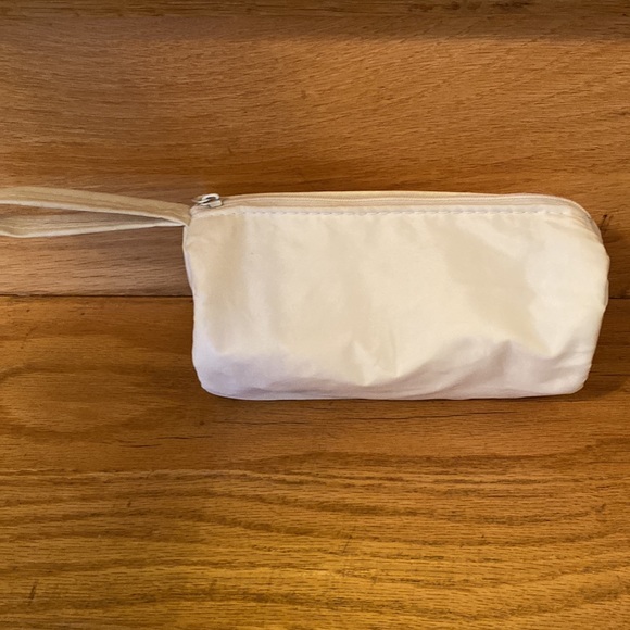 Vintage TWA Toiletry Overnight Bag - Picture 3 of 4